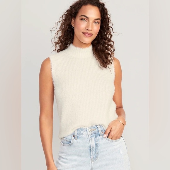 Old Navy Mock-Neck Eyelash Sweater Fuzzy sleeveless sweater - Picture 1 of 5